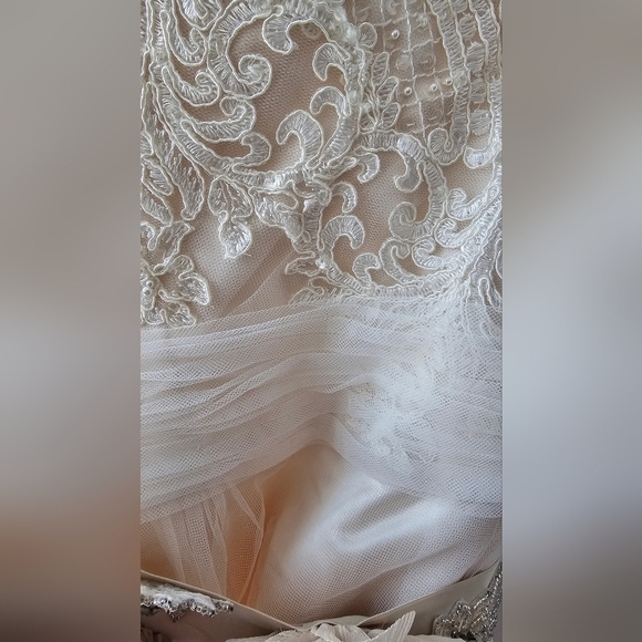DAVID'S Bridal Corset Beaded Dress Wedding  Beige Tulle Belt Flowers size 12 - Picture 4 of 13